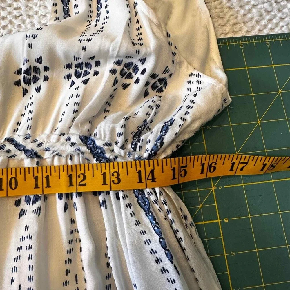 Hommage White Blue Print Maxi Dress V Neck Tie Waist‎ Sleeveless  Resortwear